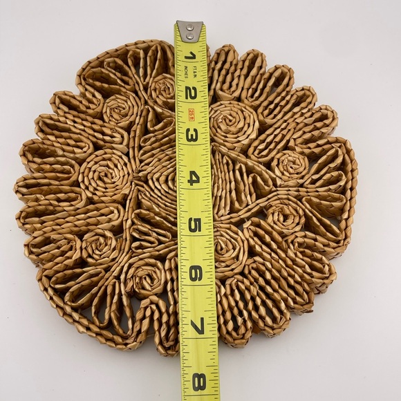 Vintage, Natural Raffia Straw Rattan Wicker Trivets, Manufacturer Unknown - Picture 4 of 6